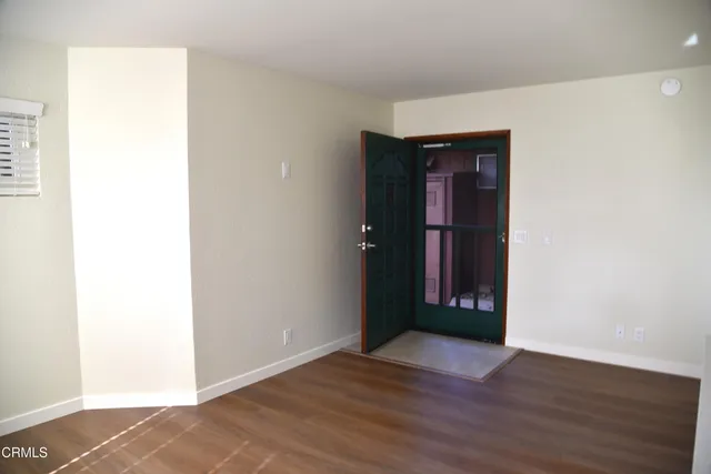 $2,595 | 1521 Vista Del Mar Drive, Ventura, CA 93001