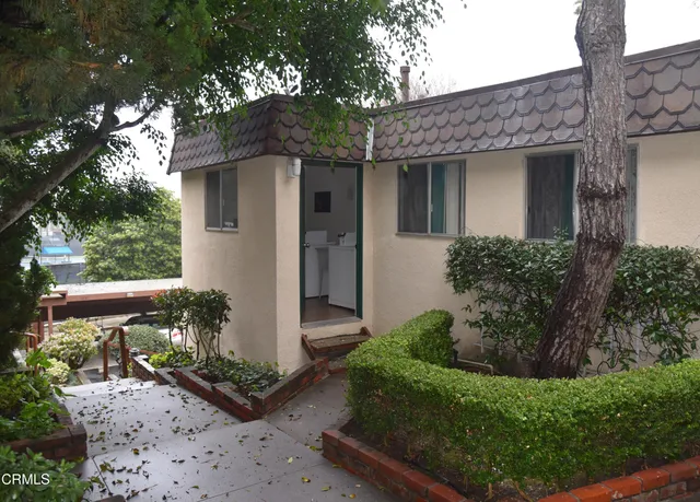 $2,595 | 1521 Vista Del Mar Drive, Ventura, CA 93001