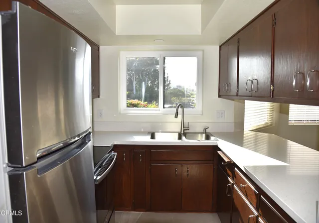 $2,595 | 1521 Vista Del Mar Drive, Ventura, CA 93001