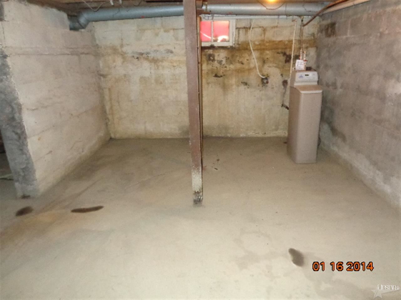 325 North 3rd Street Decatur, IN 46733 - Photo 14 of 17