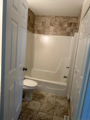 $2,900 | 7 Wilshire Road, Unit 7, Madison, CT 06443