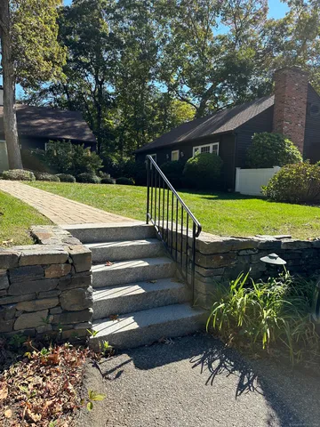 $2,900 | 7 Wilshire Road, Unit 7, Madison, CT 06443