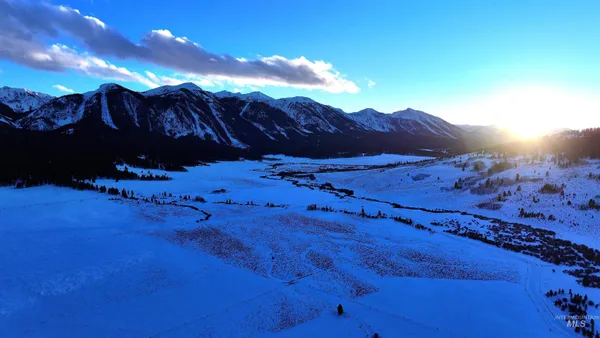 $9,750,000 | 3600 Red Rock Pass Road, Island Park, ID 83429