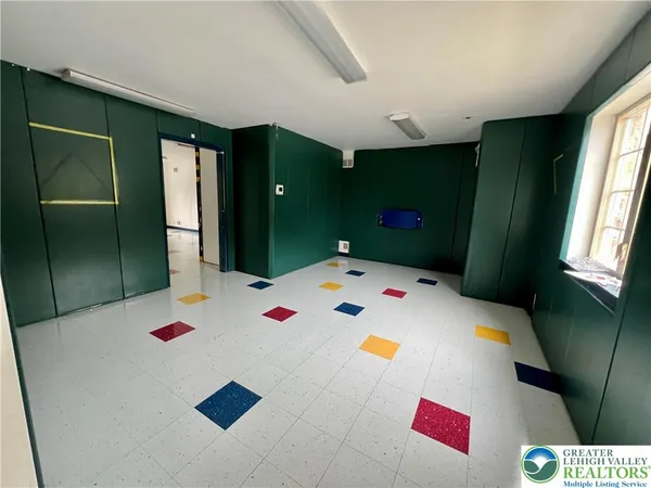 $462,000 | 2881 Tycolia Court, Orefield, PA 18069