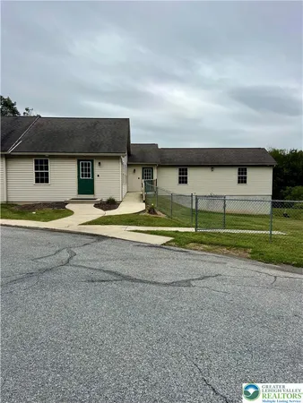 $462,000 | 2881 Tycolia Court, Orefield, PA 18069