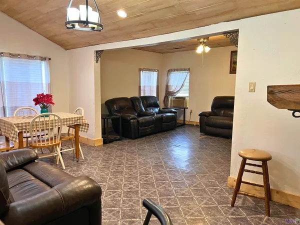 $100,000 | 1435 Highway 55, Montegut, LA 70377