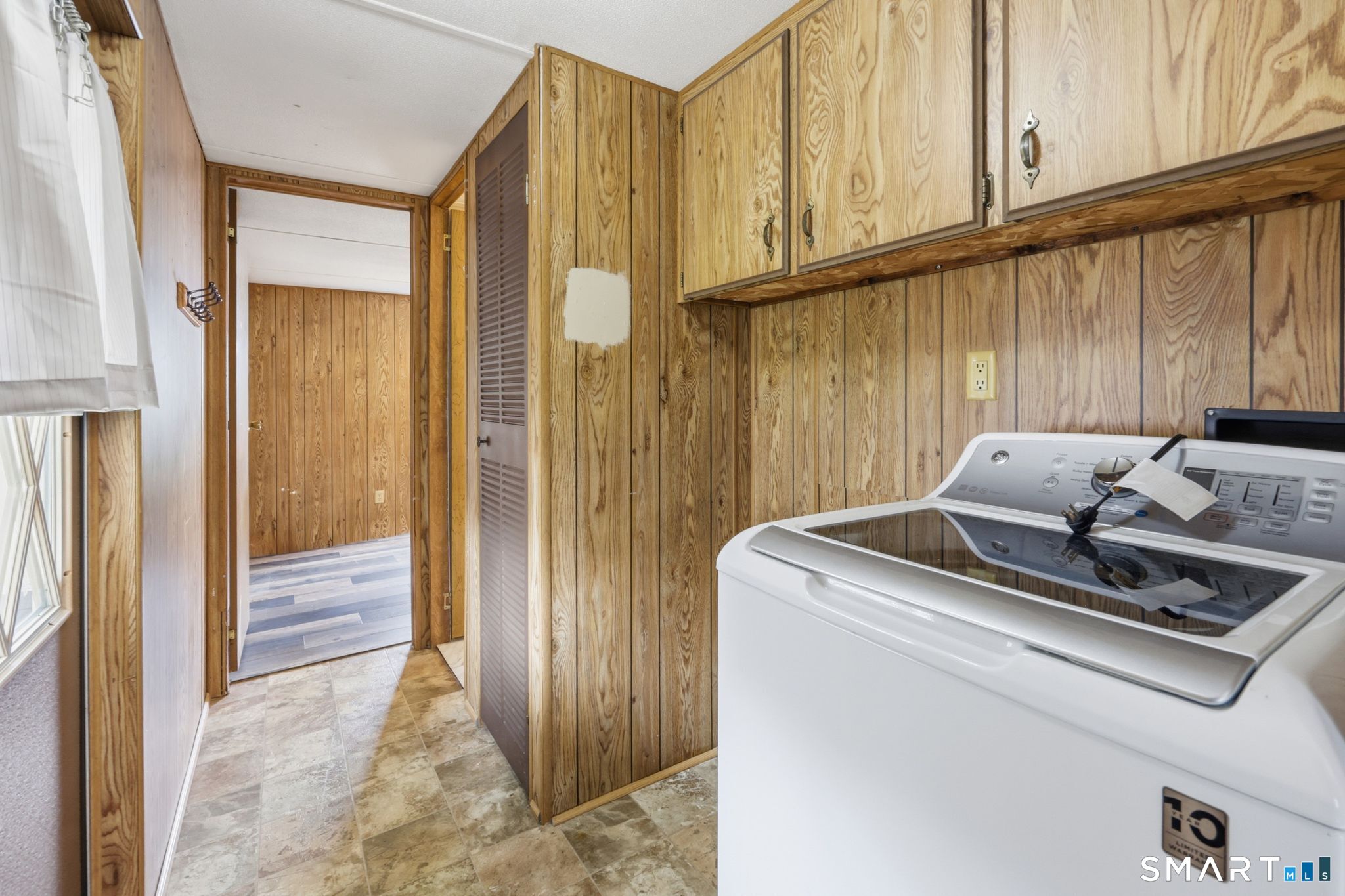 325 Kelly Road Vernon, CT 06066 - Photo 24 of 37