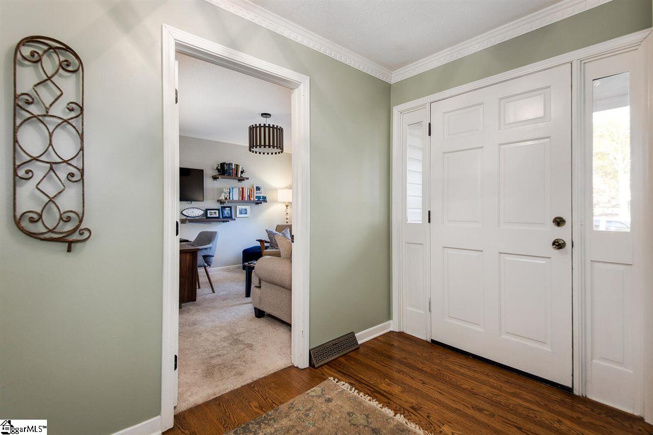 206 East Shefford Street Greer, SC 29650 - Photo 12 of 36 Gallery Image 12
