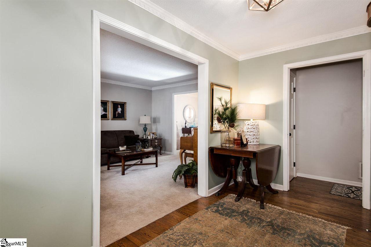 206 East Shefford Street Greer, SC 29650 - Photo 13 of 36 Gallery Image 13