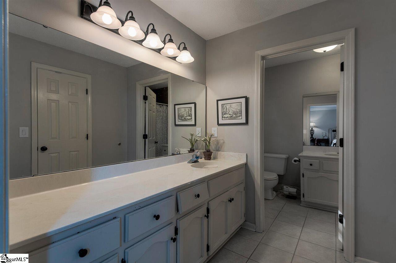 206 East Shefford Street Greer, SC 29650 - Photo 30 of 36 Gallery Image 30