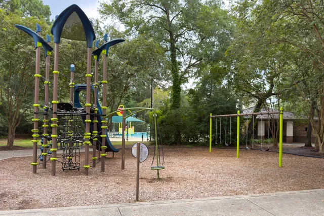 $2,775 | 151 East Greenhill Terrace Place, The Woodlands, TX 77382