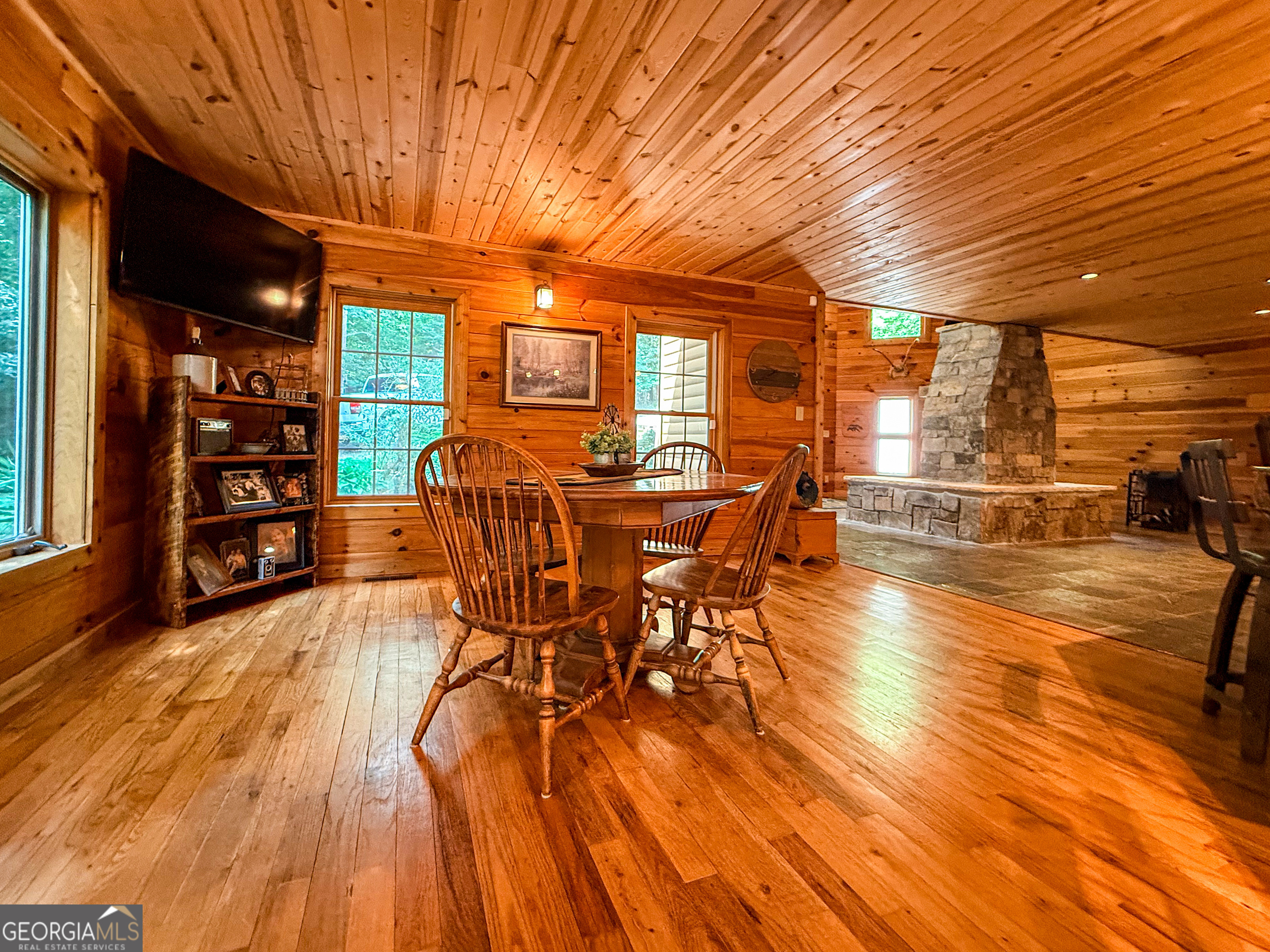 187 Still Water Way Demorest, GA 30535 - Photo 6 of 86