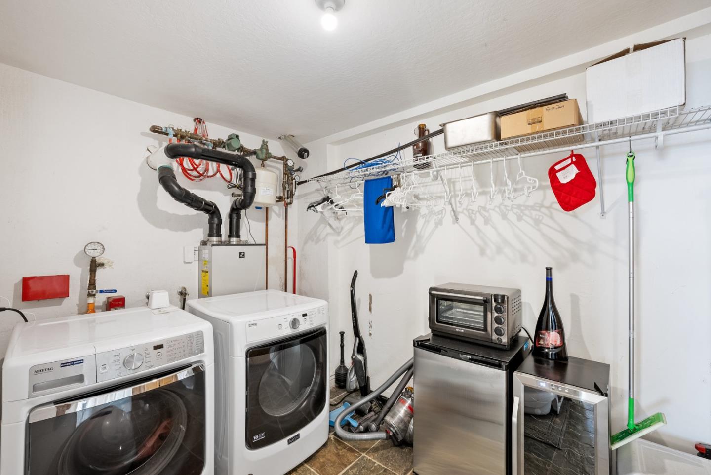 16650 Finley Ridge Road Morgan Hill, CA 95037 - Photo 30 of 85 a storage room with washer and dryer