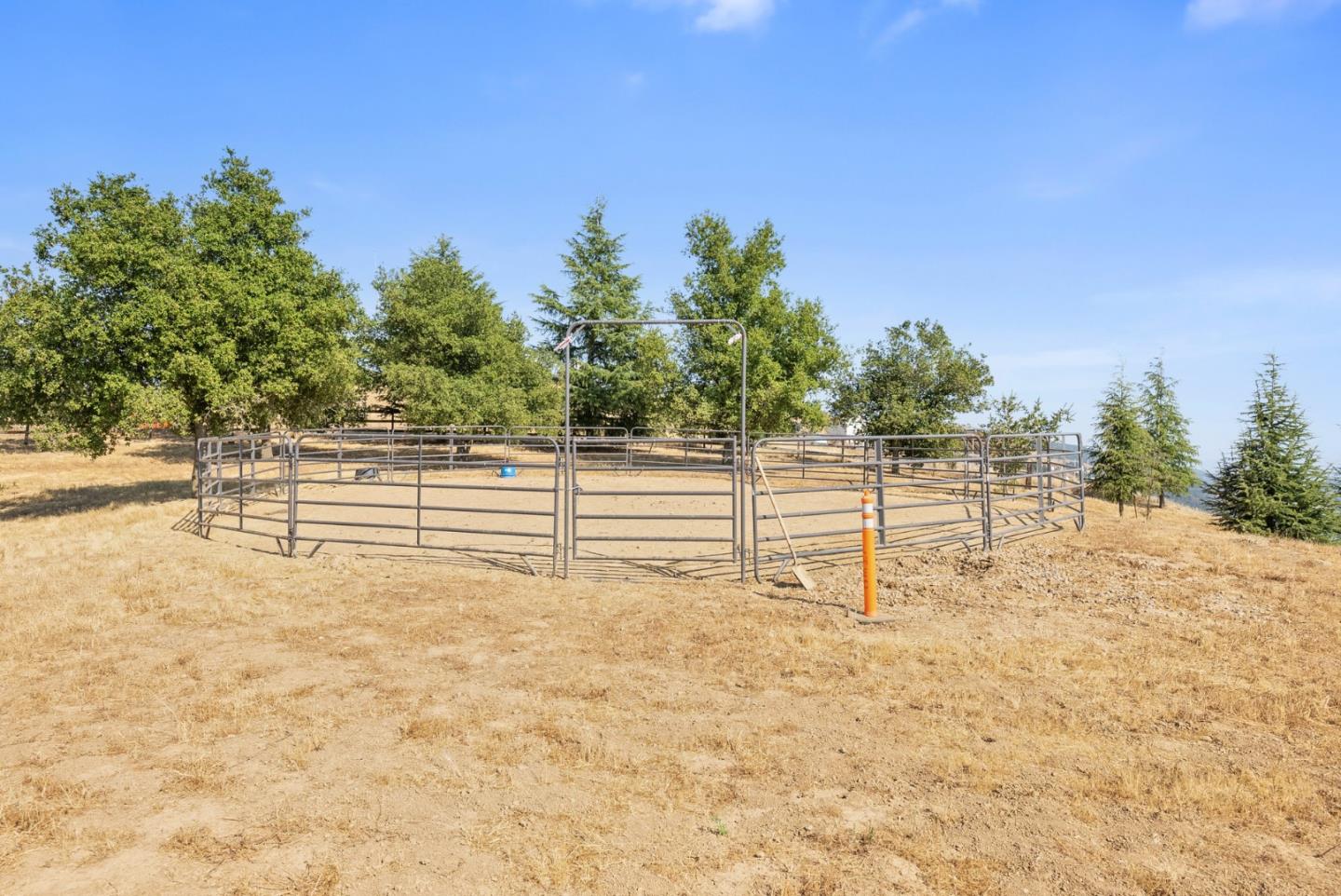 16650 Finley Ridge Road Morgan Hill, CA 95037 - Photo 56 of 85 a view of a backyard of the house