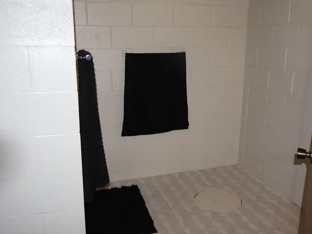 a view of walk in closet