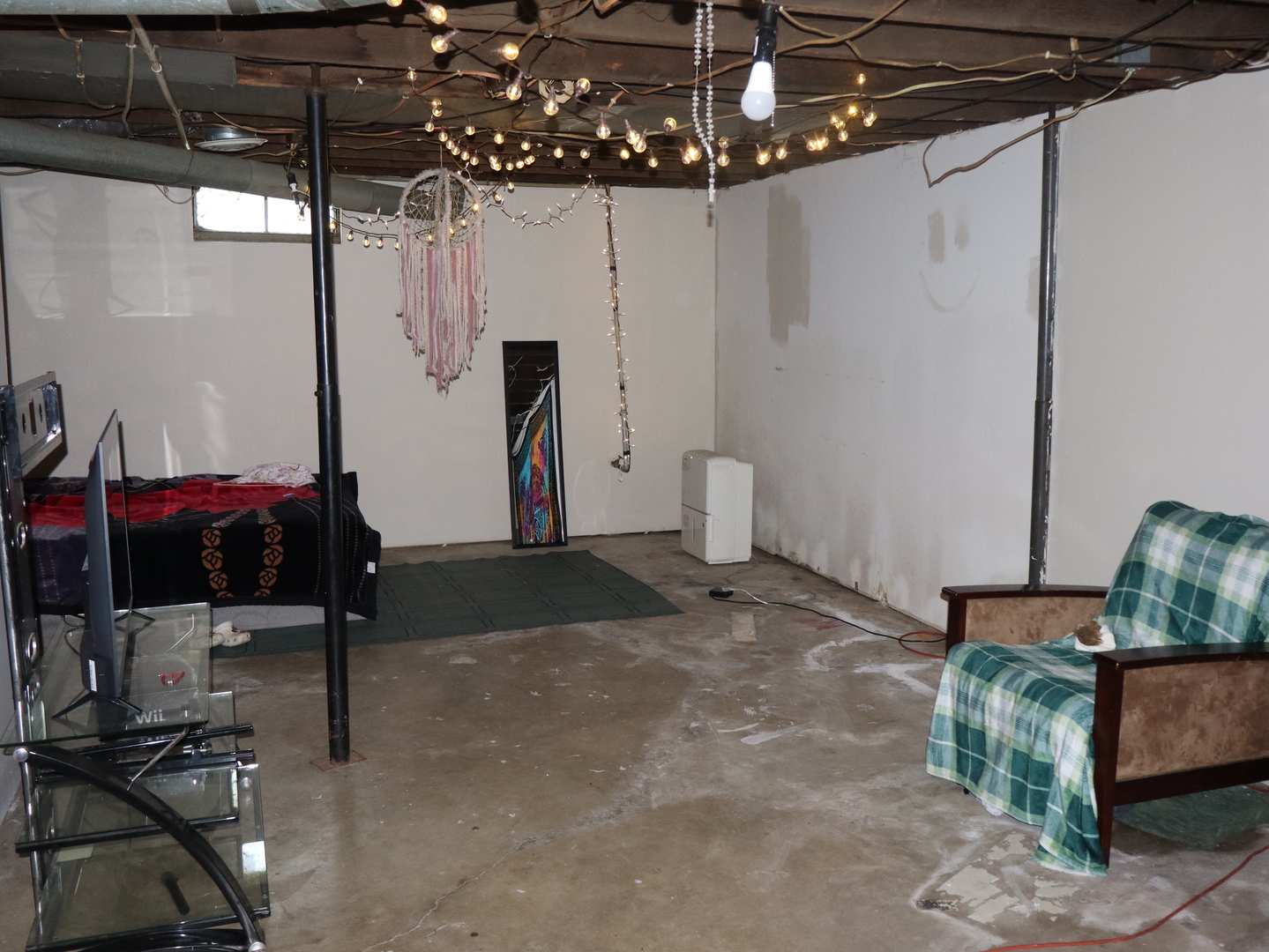 509 West Grant Street Streator, IL 61364 - Photo 22 of 24 a view of a room with gym equipment