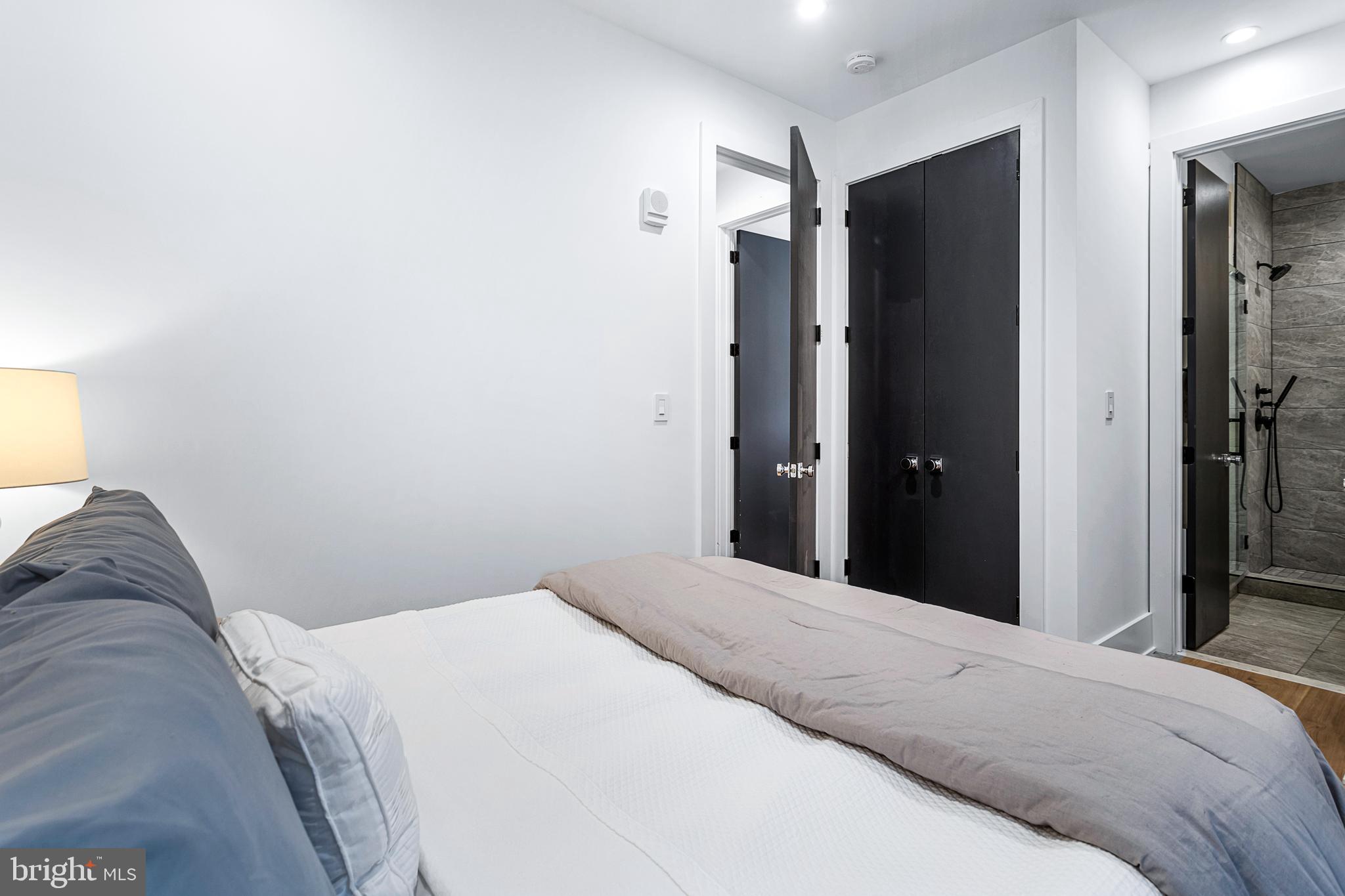 1460 Rhode Island Avenue Northwest, Unit FOUR Washington, DC 20005 - Photo 16 of 28