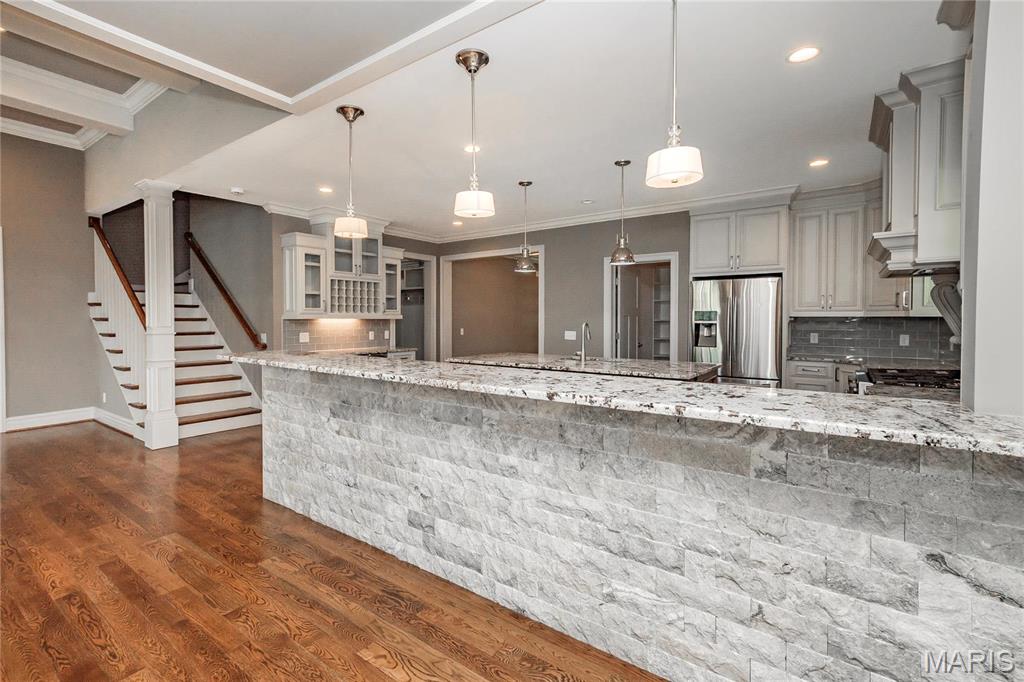 15248 Clayton Road Ballwin, MO 63011 - Photo 15 of 49 Gallery Image 15