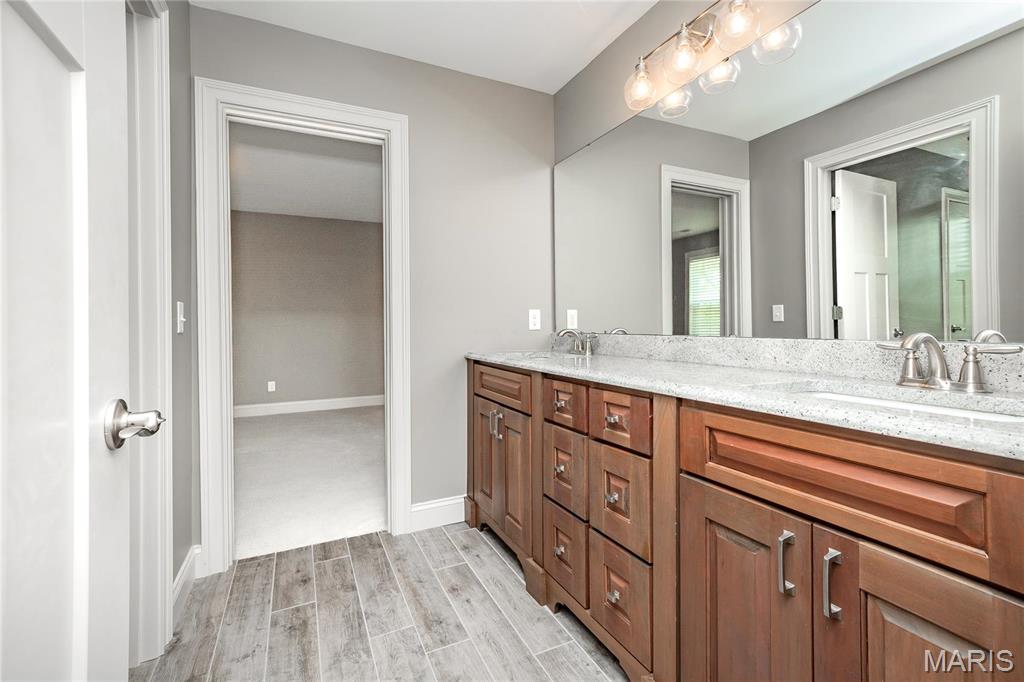 15248 Clayton Road Ballwin, MO 63011 - Photo 38 of 49 Gallery Image 38