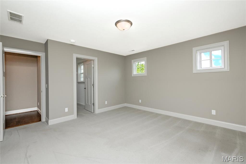 15248 Clayton Road Ballwin, MO 63011 - Photo 40 of 49 Gallery Image 40