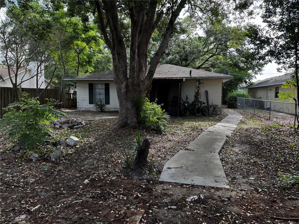205 Pinecrest Road Mount Dora, FL 32757 - Photo 12 of 18