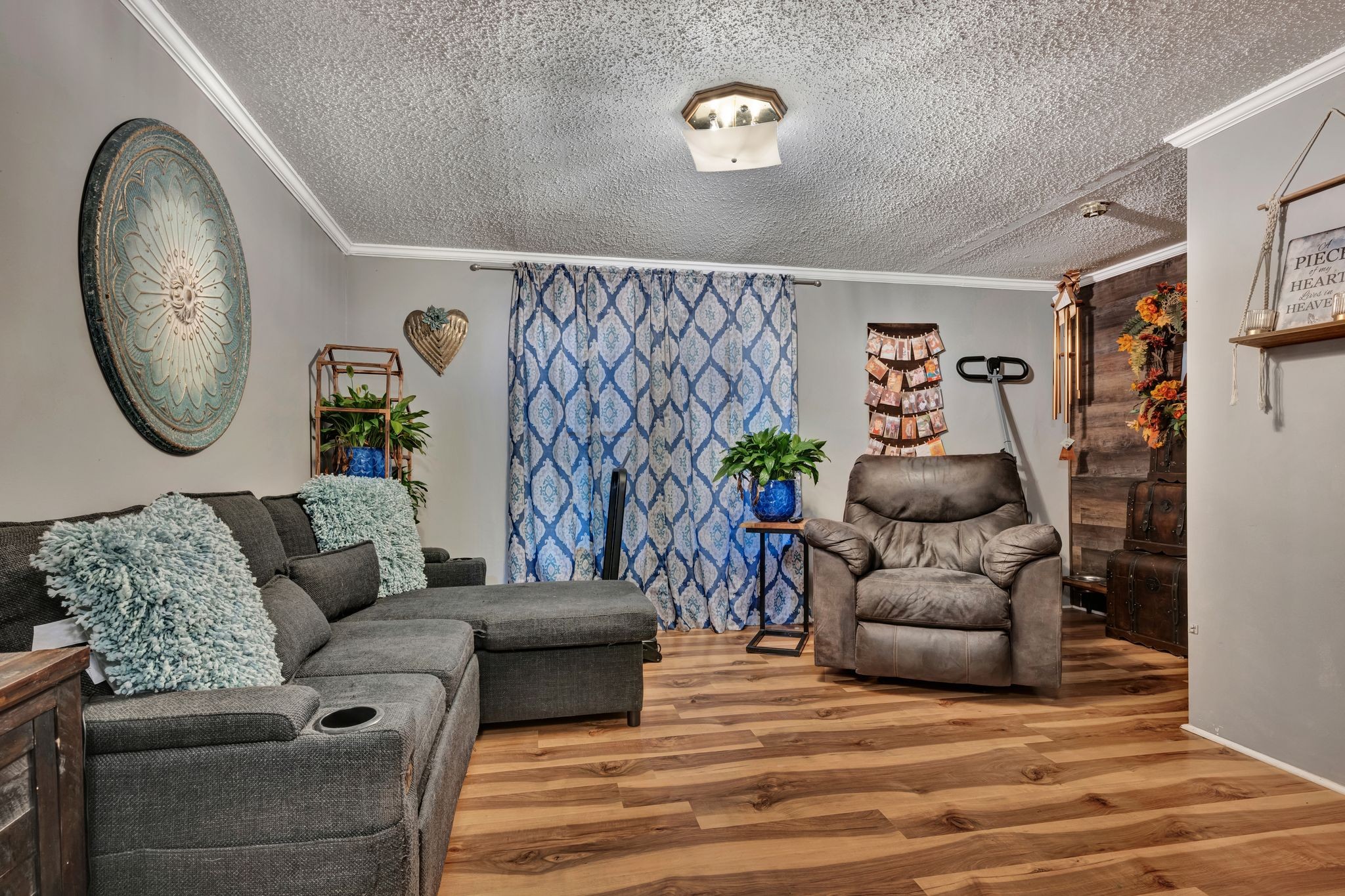 944 Deason Road Dickson, TN 37055 - Photo 22 of 28 a living room with furniture and a wooden floor