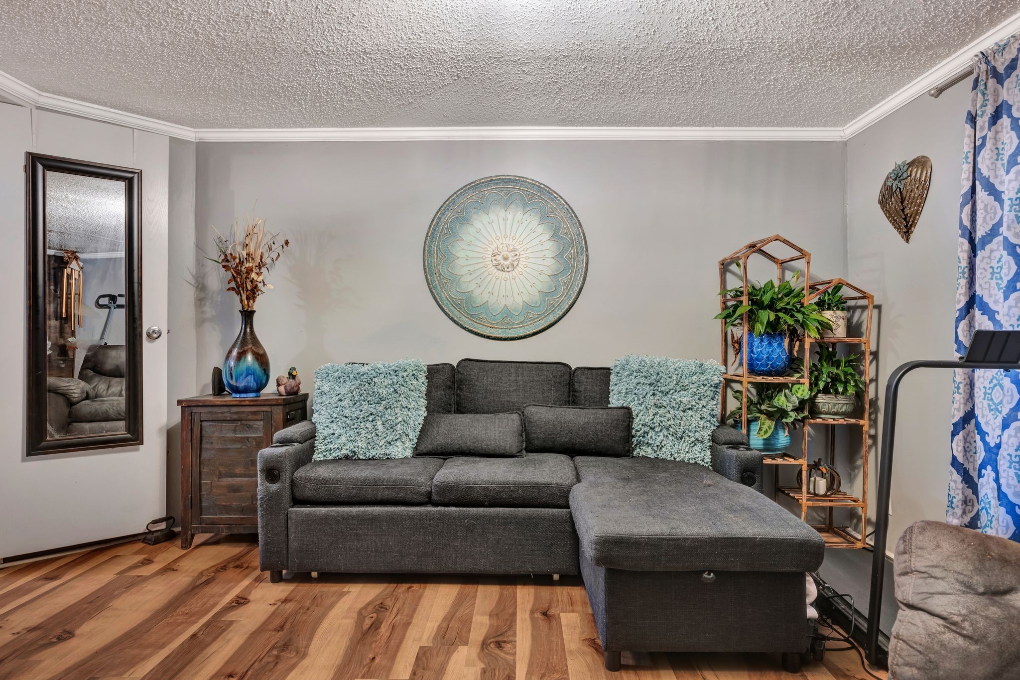 944 Deason Road Dickson, TN 37055 - Photo 23 of 28 a living room with furniture and wooden floor