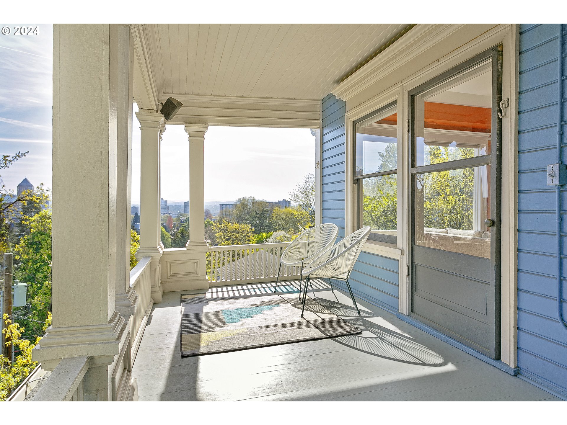 1857 Southwest 16th Avenue Portland, OR 97201 - Photo 13 of 37 Balcony