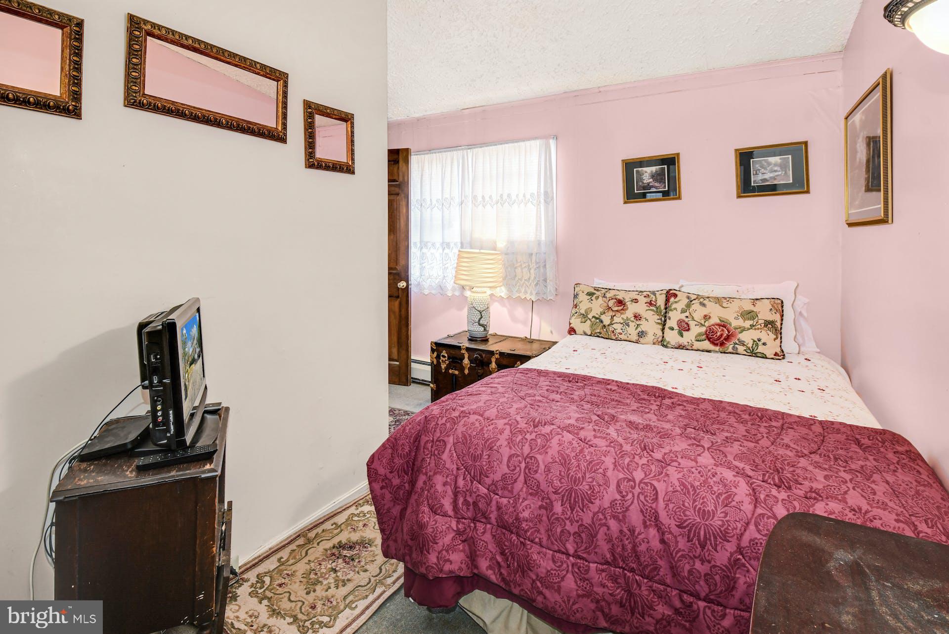 144 Old York Road New Hope, PA 18938 - Photo 12 of 34 The Rose Room