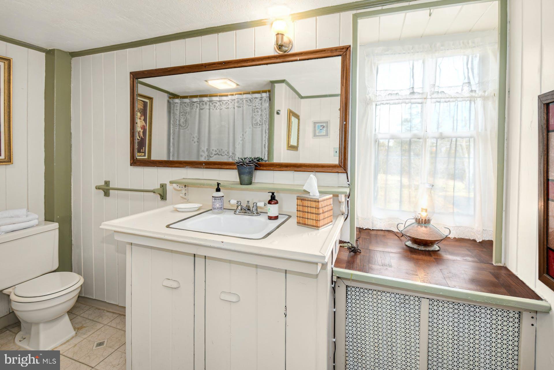 144 Old York Road New Hope, PA 18938 - Photo 17 of 34 Old World Charm