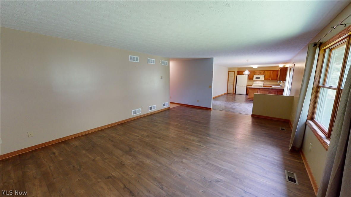 1213 Substation Road Brunswick, OH 44212 - Photo 10 of 32 Gallery Image 10