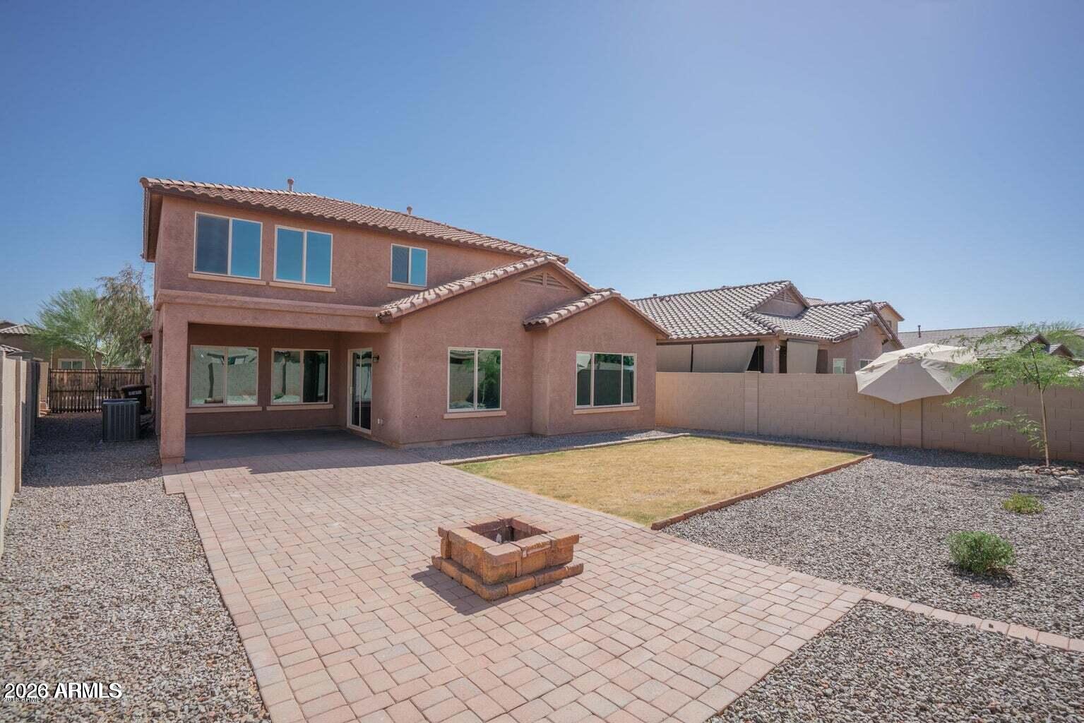 10786 West Yearling Road Peoria, AZ 85383 - Photo 20 of 21 a front view of a house with yard