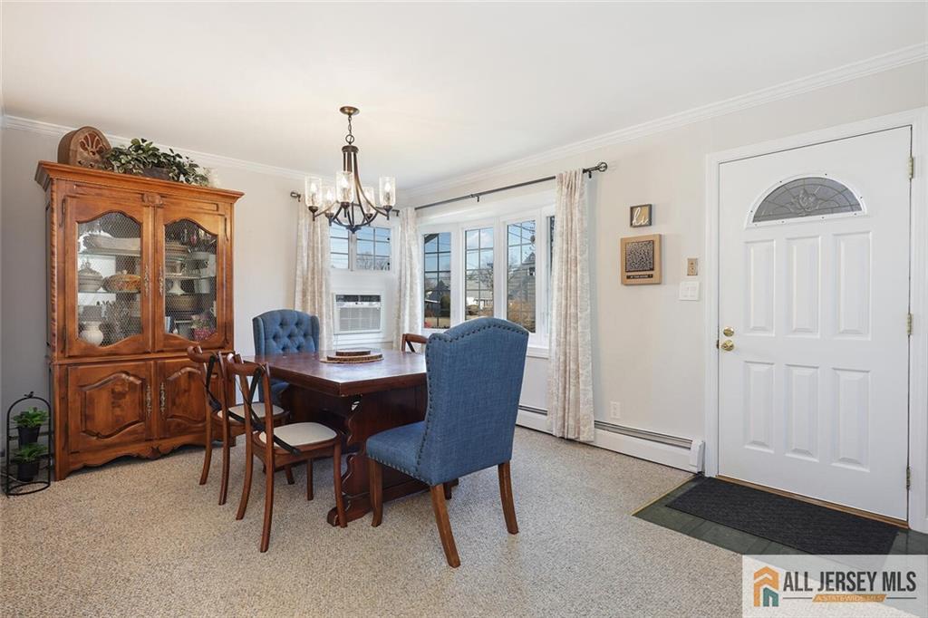 4 Jones Place Edison, NJ 08817 - Photo 8 of 44 Gallery Image 8