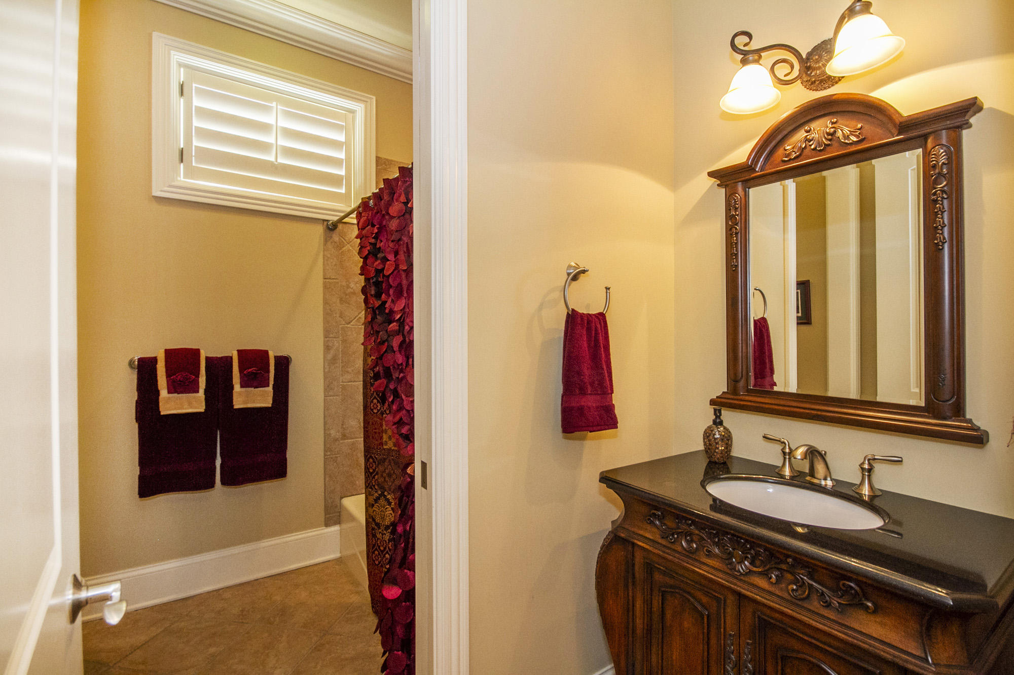 12651 Ridgepath Lane Knoxville, TN 37922 - Photo 24 of 39 Bathroom 2