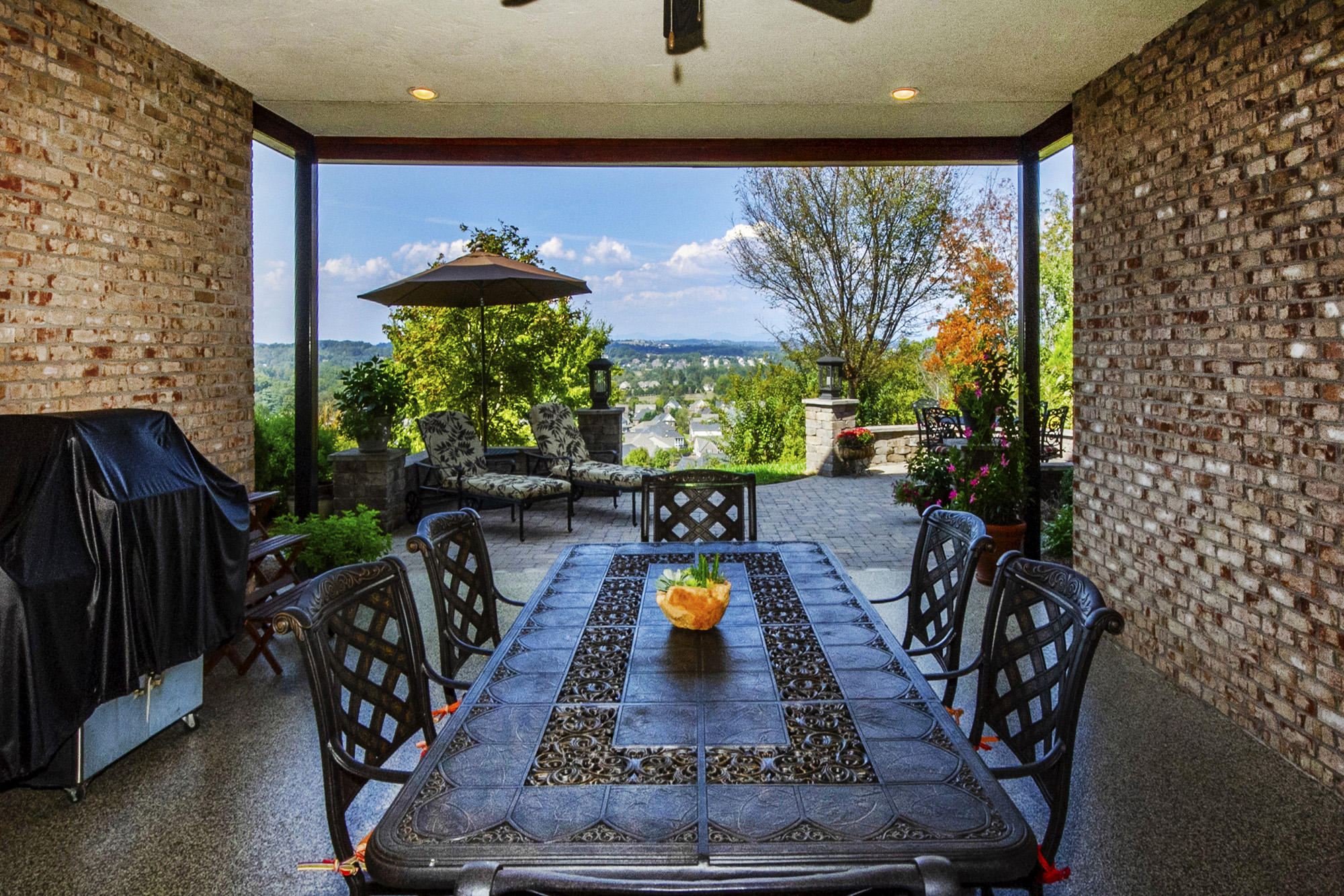12651 Ridgepath Lane Knoxville, TN 37922 - Photo 35 of 39 Downstairs covered patio