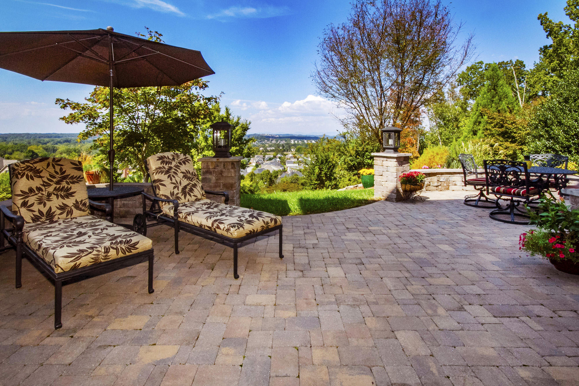12651 Ridgepath Lane Knoxville, TN 37922 - Photo 36 of 39 Custom slate & stone patio