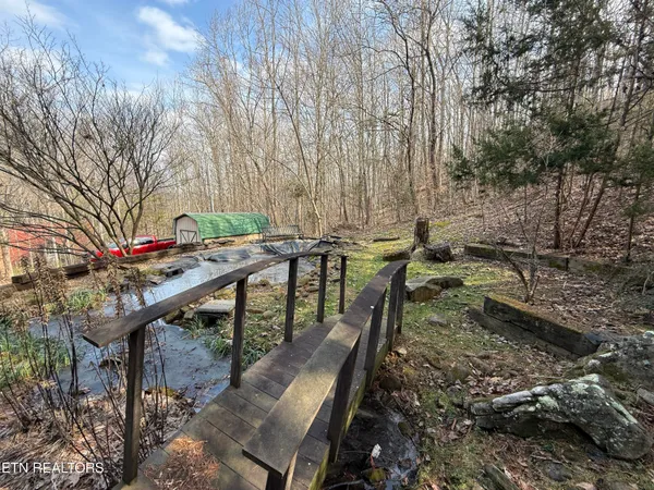 10560 Pleasant Hollow Way, Corryton, TN 37721