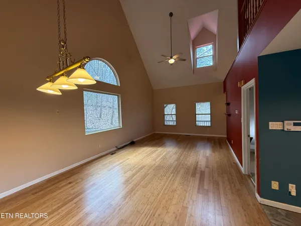 10560 Pleasant Hollow Way, Corryton, TN 37721