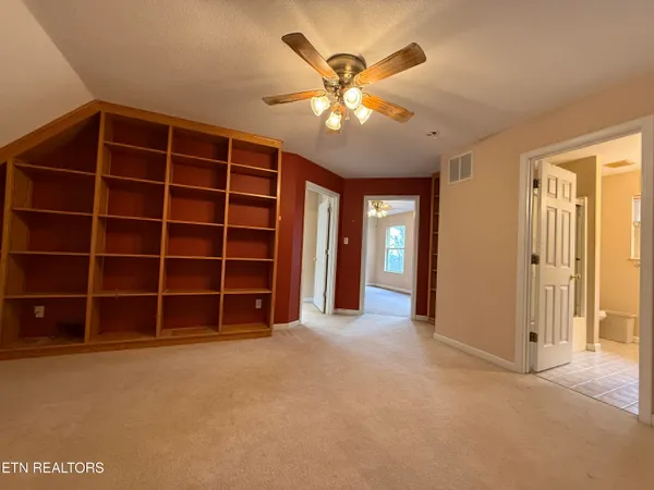 10560 Pleasant Hollow Way, Corryton, TN 37721