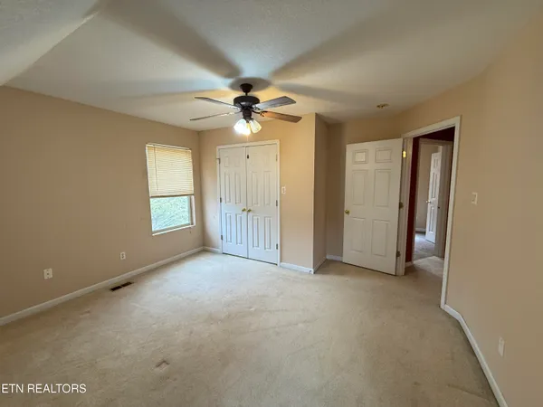 10560 Pleasant Hollow Way, Corryton, TN 37721