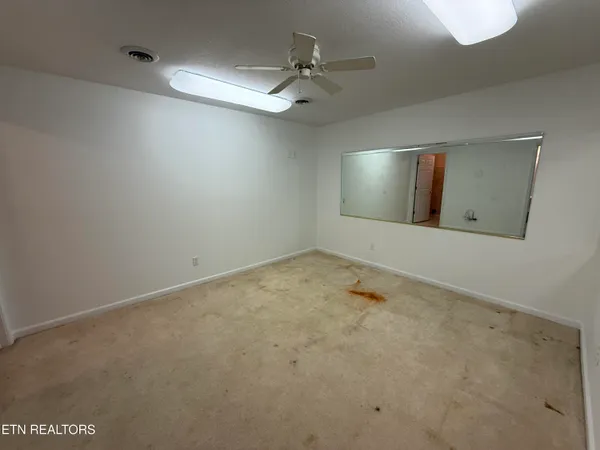 10560 Pleasant Hollow Way, Corryton, TN 37721