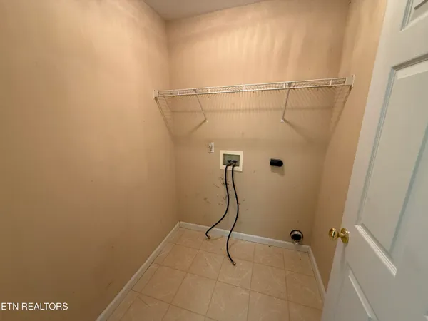 10560 Pleasant Hollow Way, Corryton, TN 37721