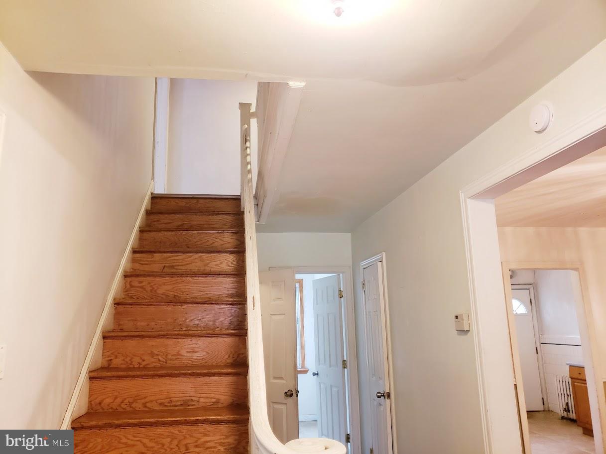 1404 Edgevale Road Wynnewood, PA 19096 - Photo 4 of 23 Gallery Image 4