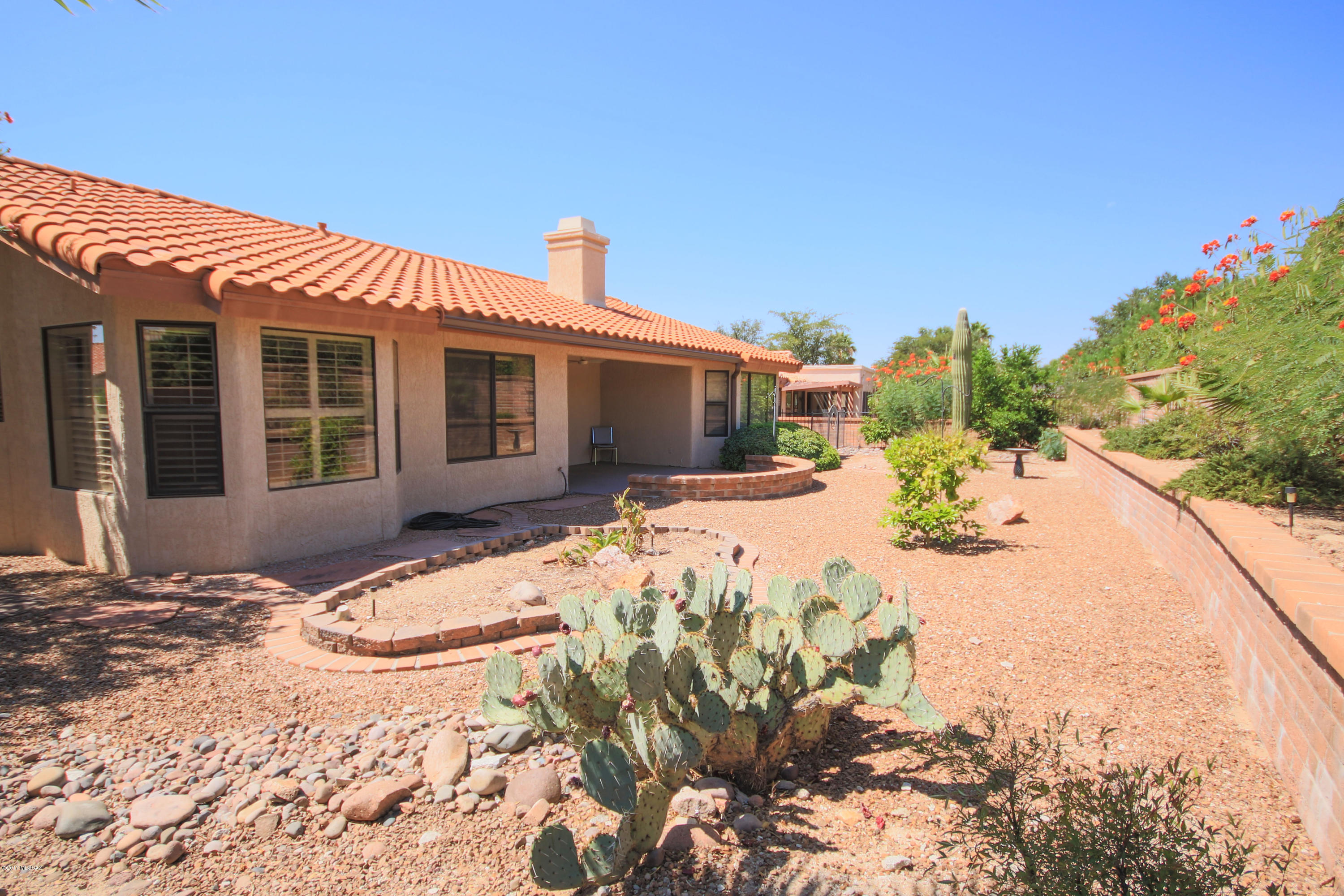 945 East Rising Sun Drive Oro Valley, AZ 85755 - Photo 22 of 24