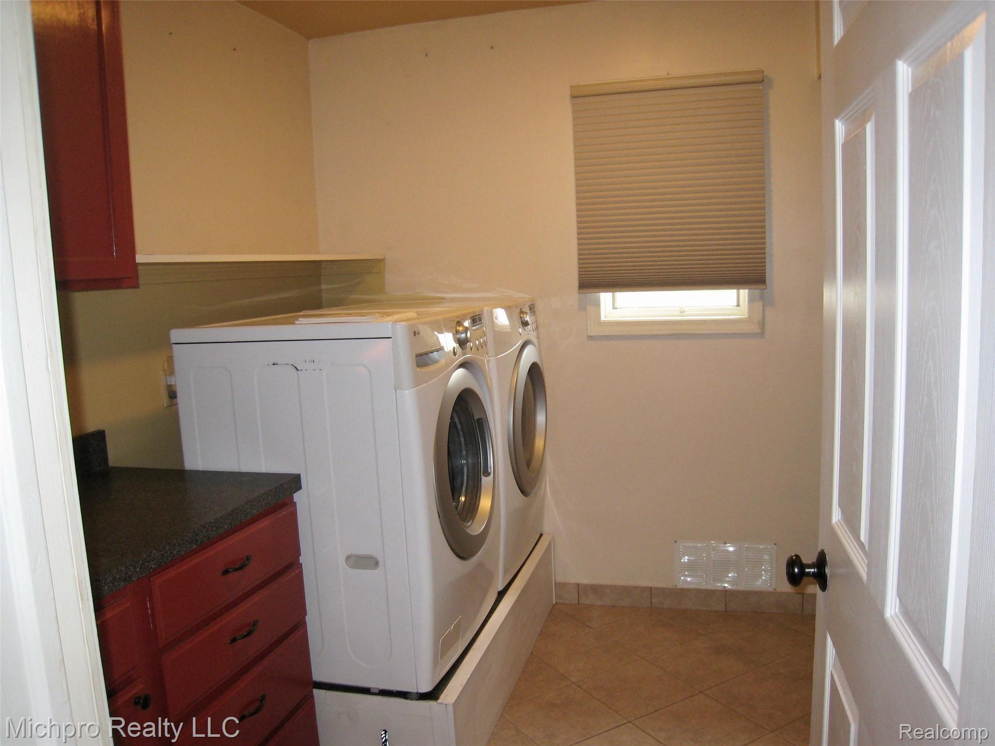 7640 Jefferson Road North Branch, MI 48461 - Photo 19 of 59 IMG_0698.jpg