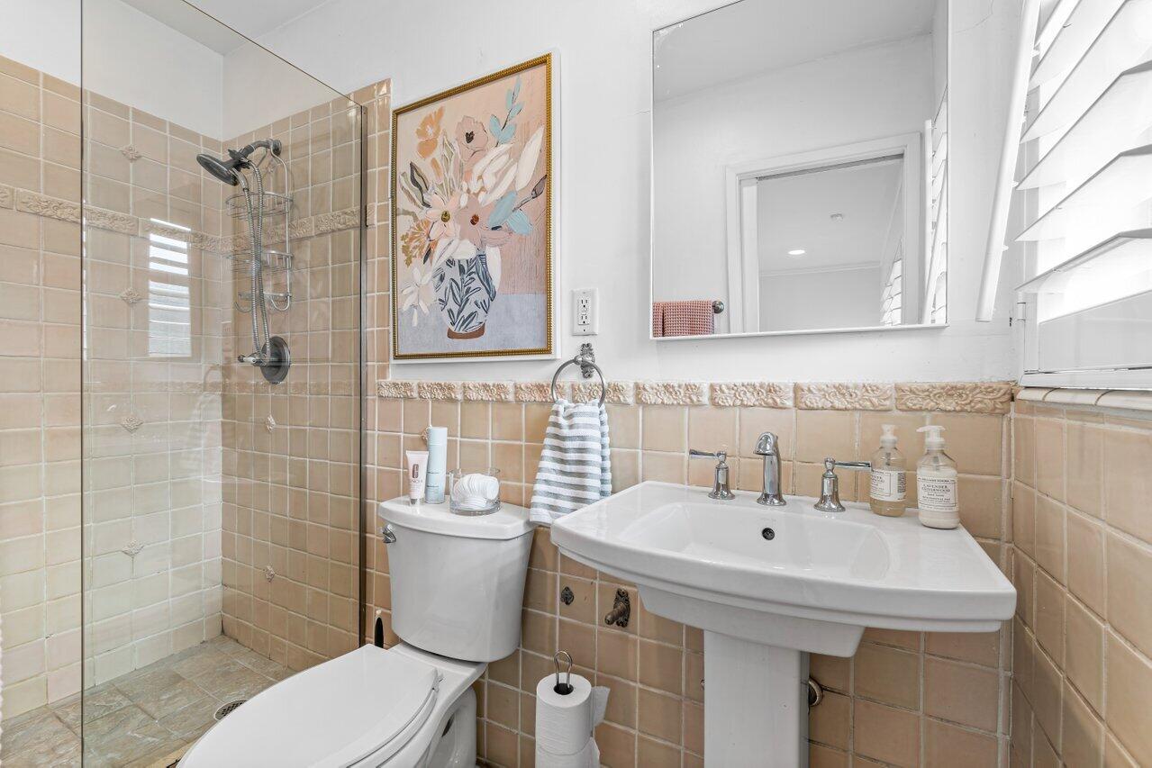 1032 Southwest 9th Avenue Boca Raton, FL 33486 - Photo 17 of 22 022-1032Southwest9thAvenue-BocaRaton-FL-