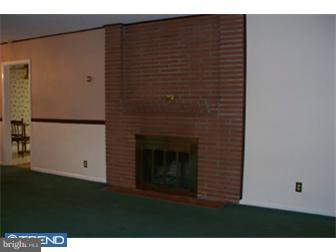 20 Edgemoor Road Cheltenham, PA 19012 - Photo 5 of 12 Gallery Image 5
