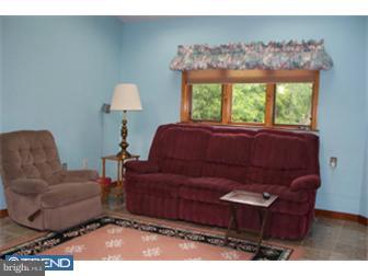 20 Edgemoor Road Cheltenham, PA 19012 - Photo 8 of 12 Gallery Image 8