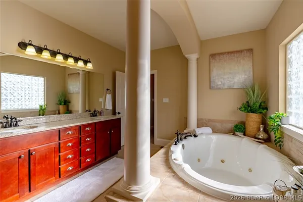 $2,950,000 | 32 Quiet Waters Lane, Sunrise Beach, MO 65079