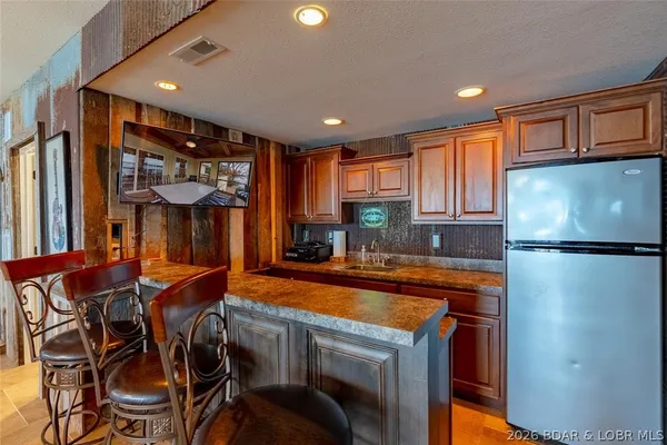 $2,950,000 | 32 Quiet Waters Lane, Sunrise Beach, MO 65079